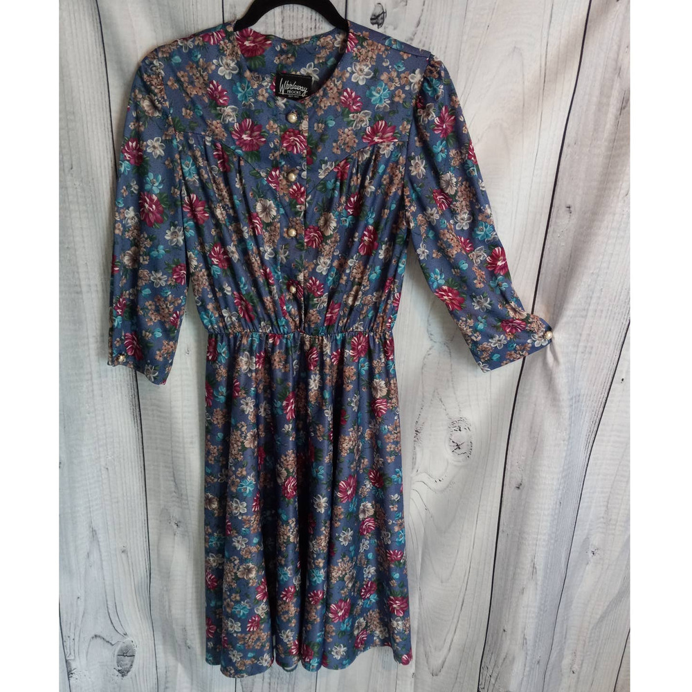 Whirlaway Frocks | Vintage Purple-Blue Floral Dress with Pearl Buttons